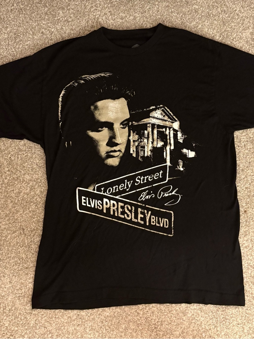 Graceland Elvis Souvenir T-Shirt - Size L #graceland #evis